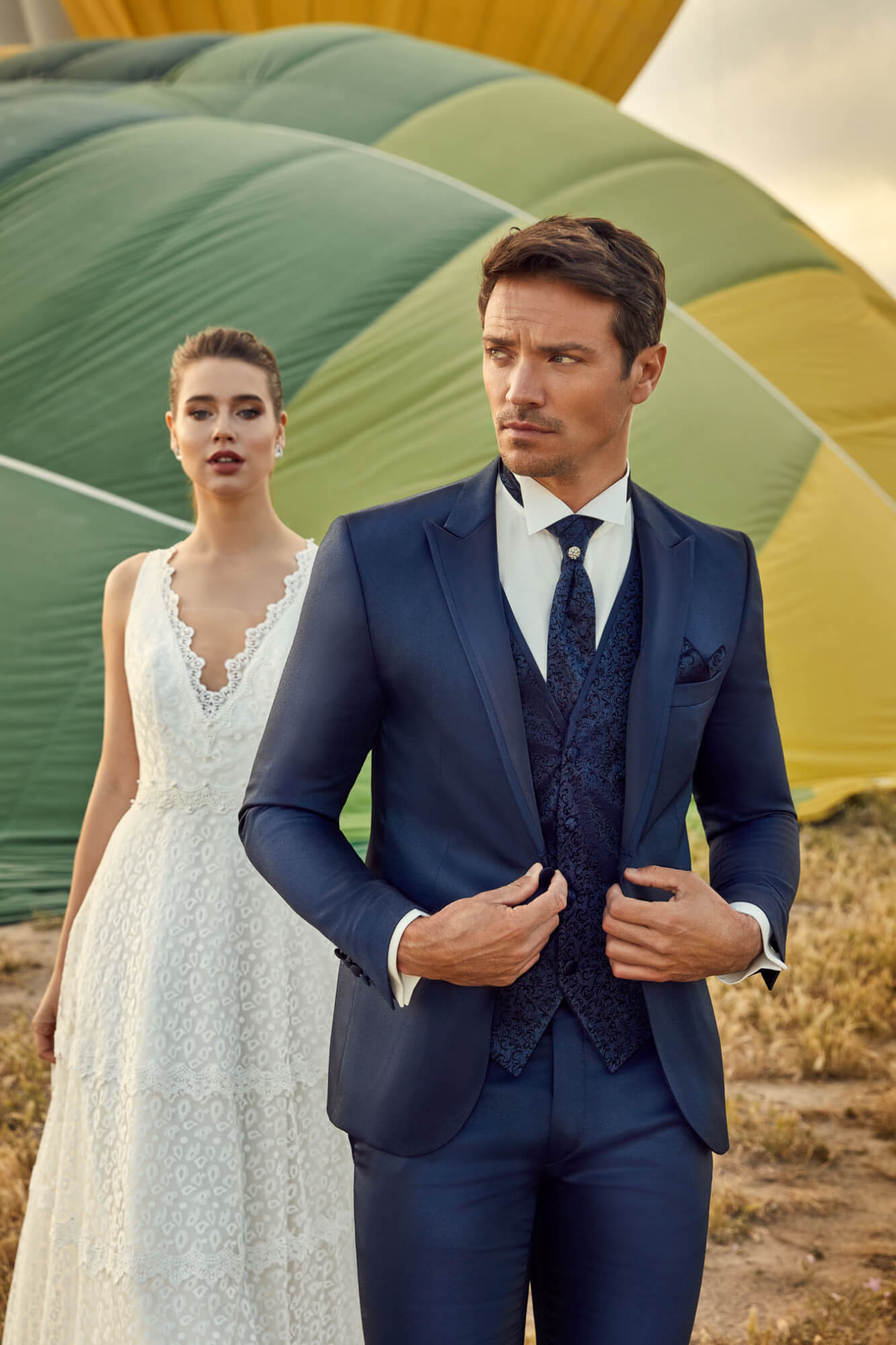 Anzug Satin Dunkelblau